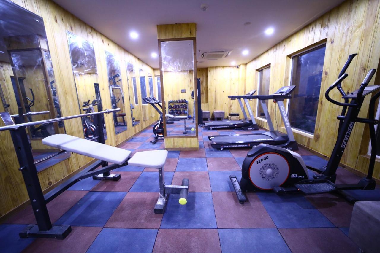 Prime Land Otel Varanasi Dış mekan fotoğraf