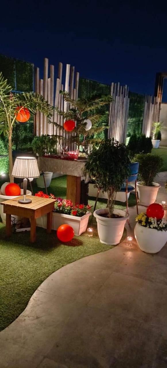 Prime Land Otel Varanasi Dış mekan fotoğraf